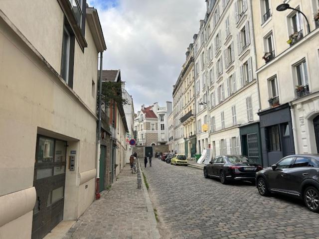 Paris Sacre Coeur Montmartre Et Tour Eiffel, 8 People, Daire Dış mekan fotoğraf
