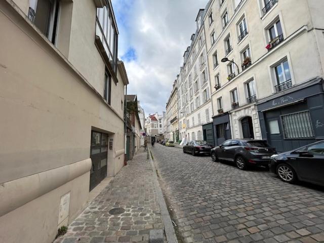 Paris Sacre Coeur Montmartre Et Tour Eiffel, 8 People, Daire Dış mekan fotoğraf